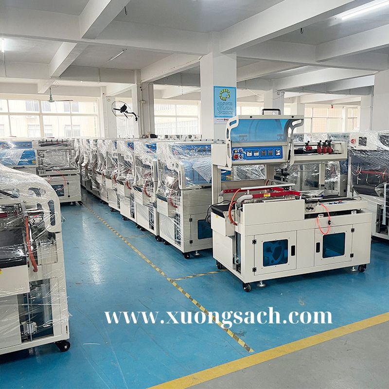 Máy cắt hơ màng co tự động