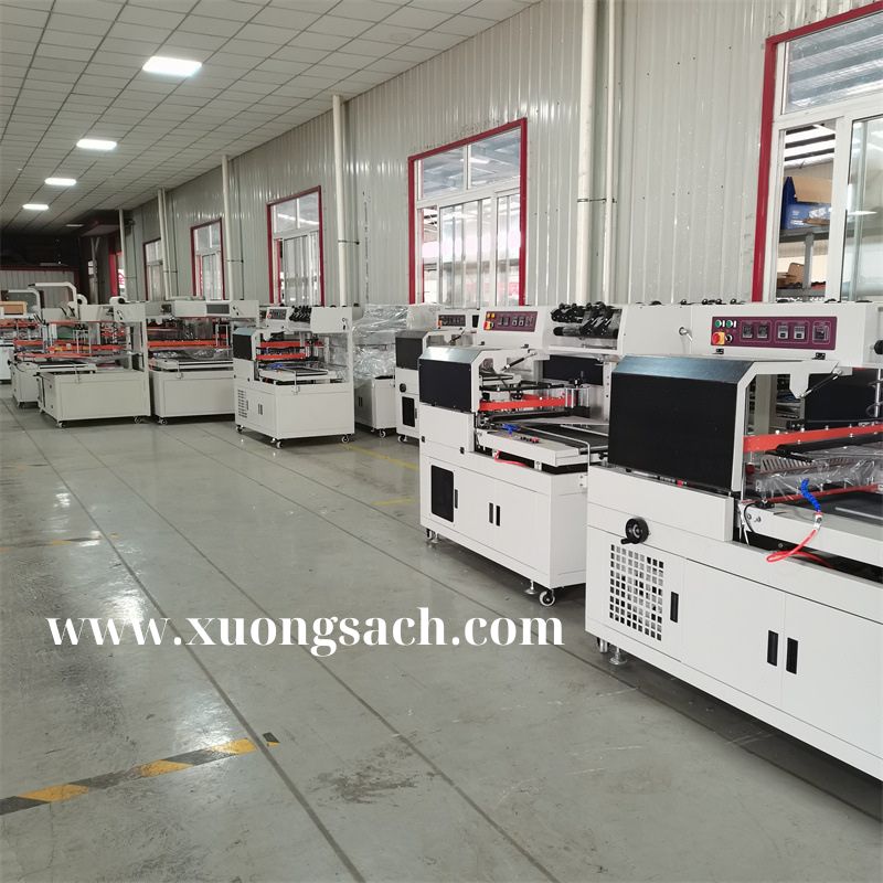 Máy cắt hơ màng co tự động