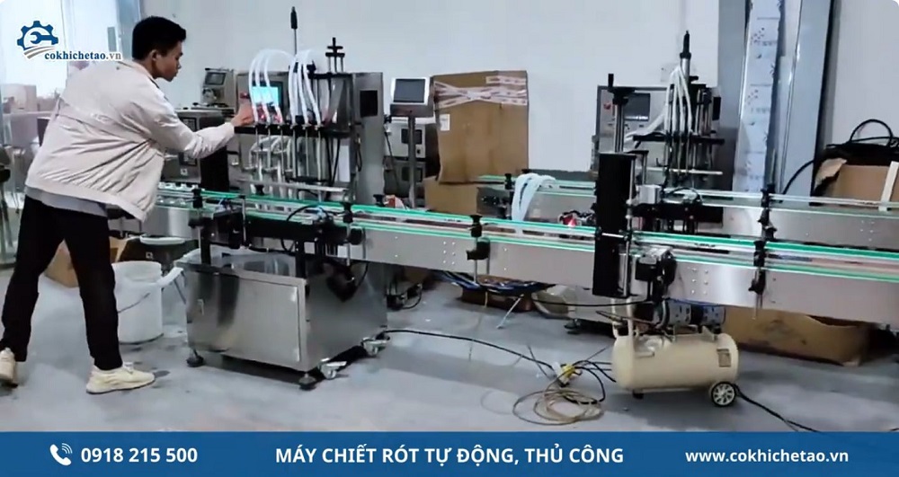 Máy chiết rót tự động nguyên liệu sệt